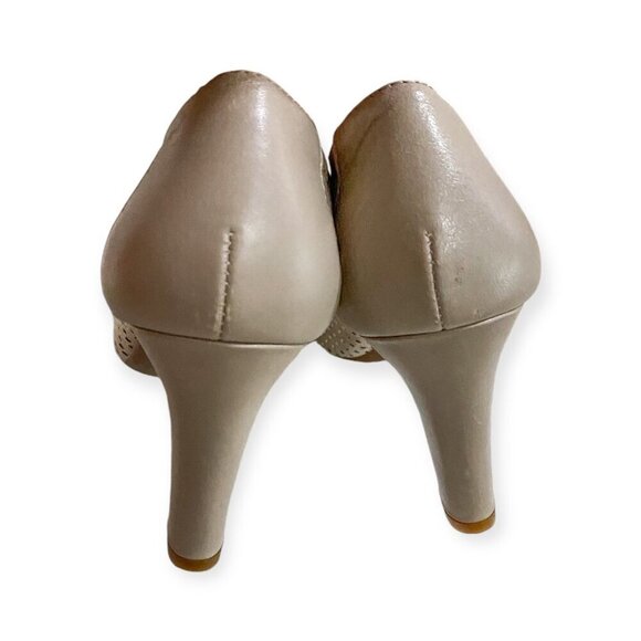 GEOX Marian perforated leather pumps with bows. Size 38 EU, in taupe color - Picture 4 of 16